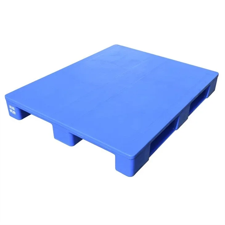 Pallet plástico azul com superfície superior contínua